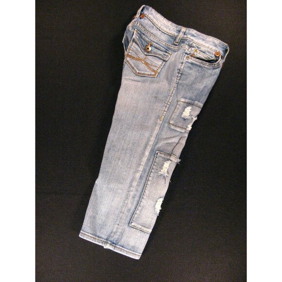 MUDD Juniors Capri Jeans TAG: 3 Blue DISTRESSED Patchwork Low Rise - Picture 5 of 9